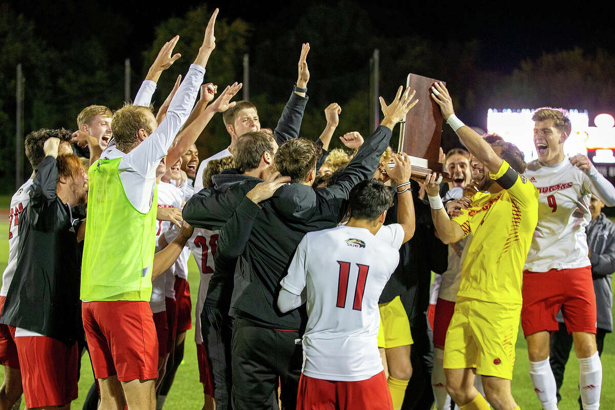 SIUE's Win Over USI Wassermann's 100th And Clinches OVC For SIUE