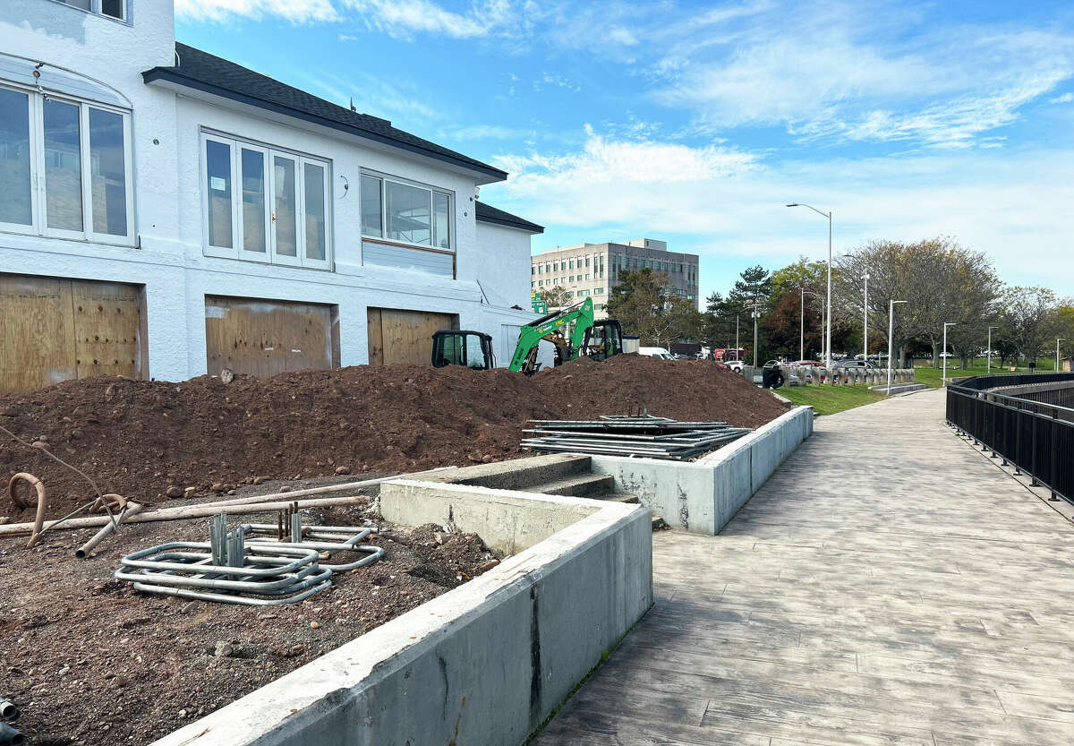 Sewer work holds up launch of new Middletown waterside restaurant