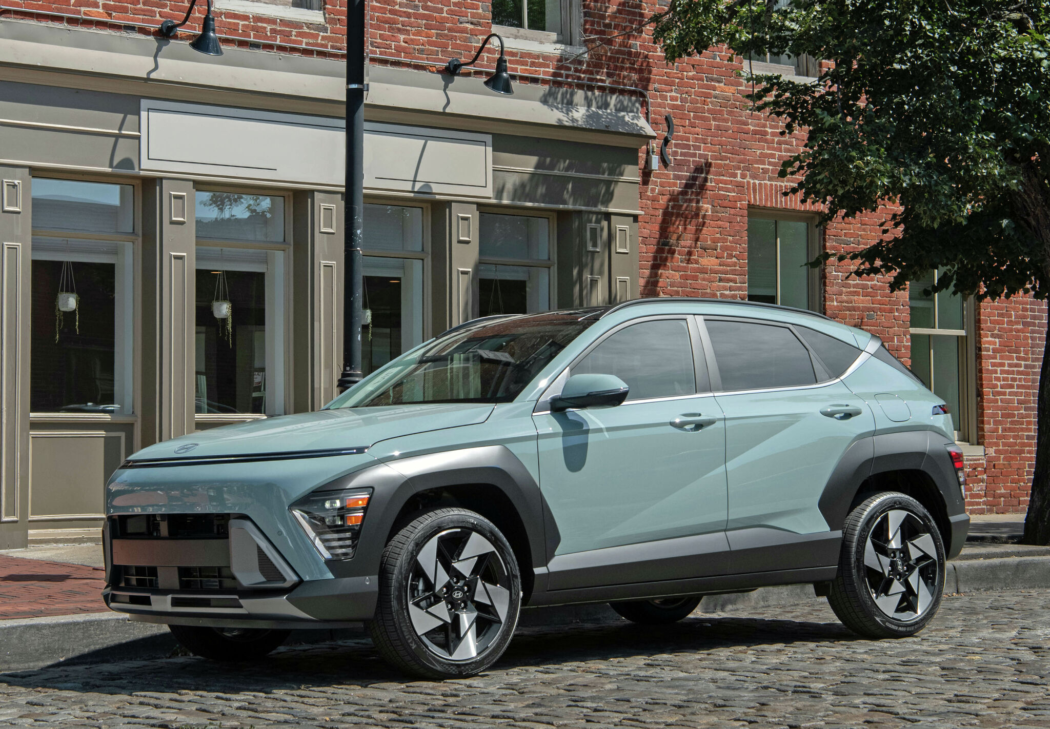 Hyundai Kona gets a makeover, new all-electric model for 2024