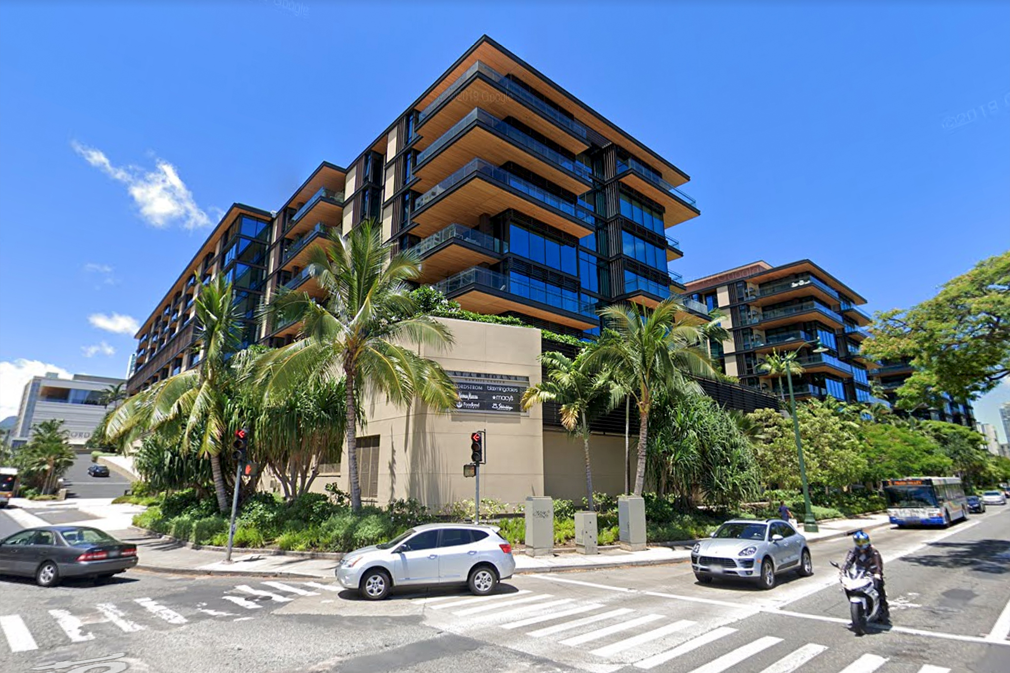 The Hawaii condo that keeps breaking Honolulu sales records