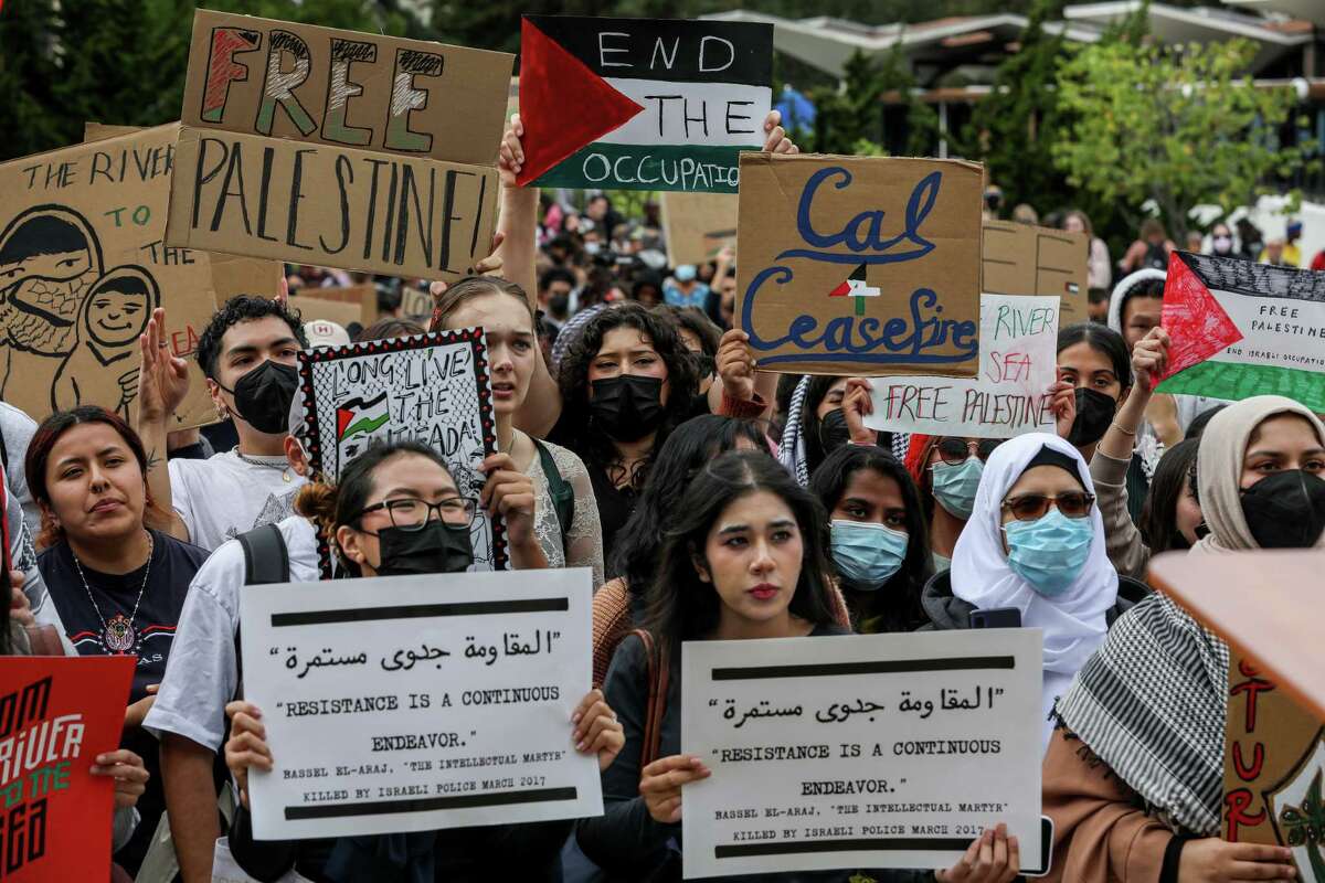 UC Berkeley students walk out of class, call for cease-fire in Gaza