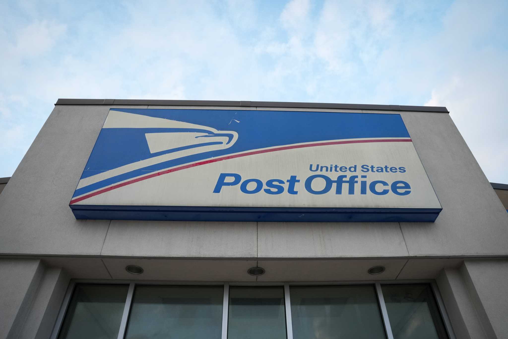 USPS temporarily halts a postal route in Pasadena