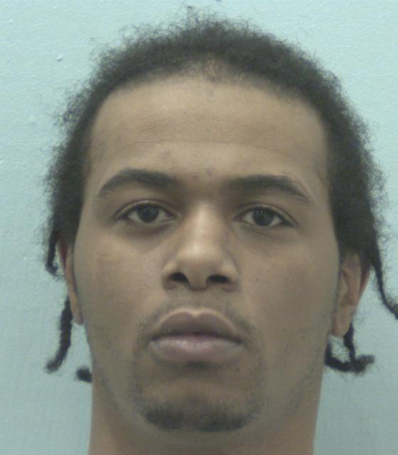 Defendant in Hartford murder case alleges officer tried to kill him