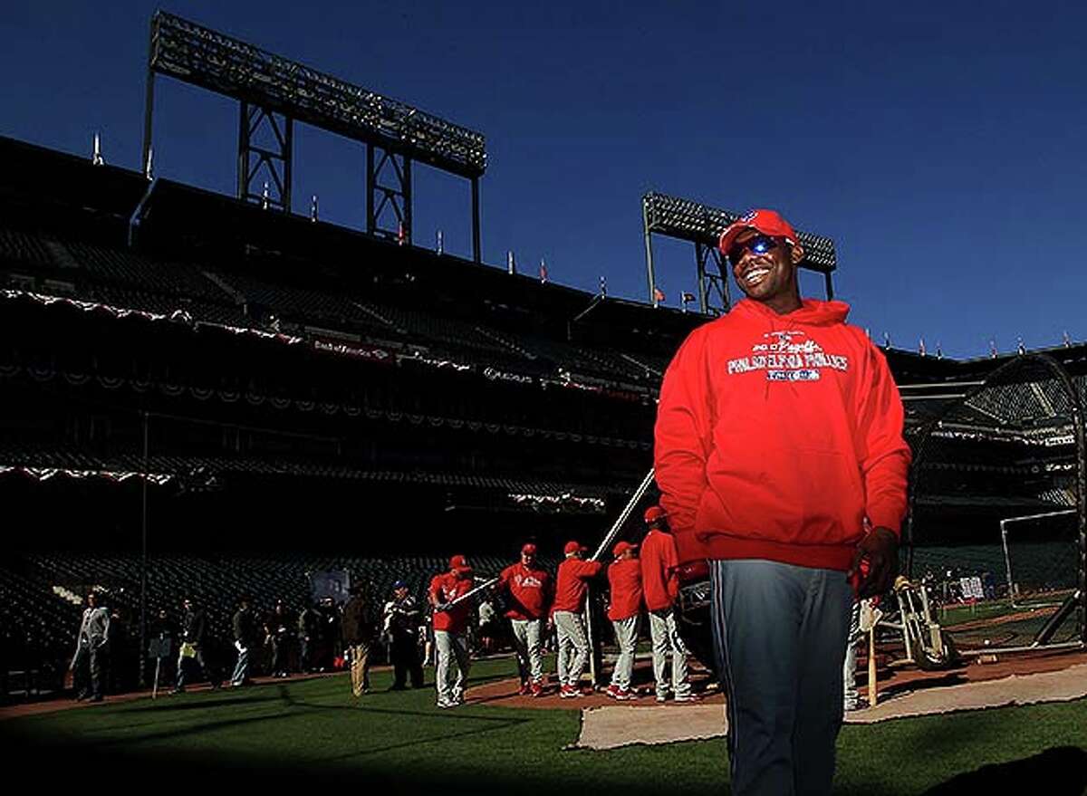 SAN FRANCISCO - OCTOBER 18: Ryan Howard #6 of the Philadephia Philles smiles during a workout session for the NLCS at AT&T Park on October 18, 2010 in San Francisco, California. (Photo by Ezra Shaw/Getty Images) *** Local Caption *** Ryan Howard
