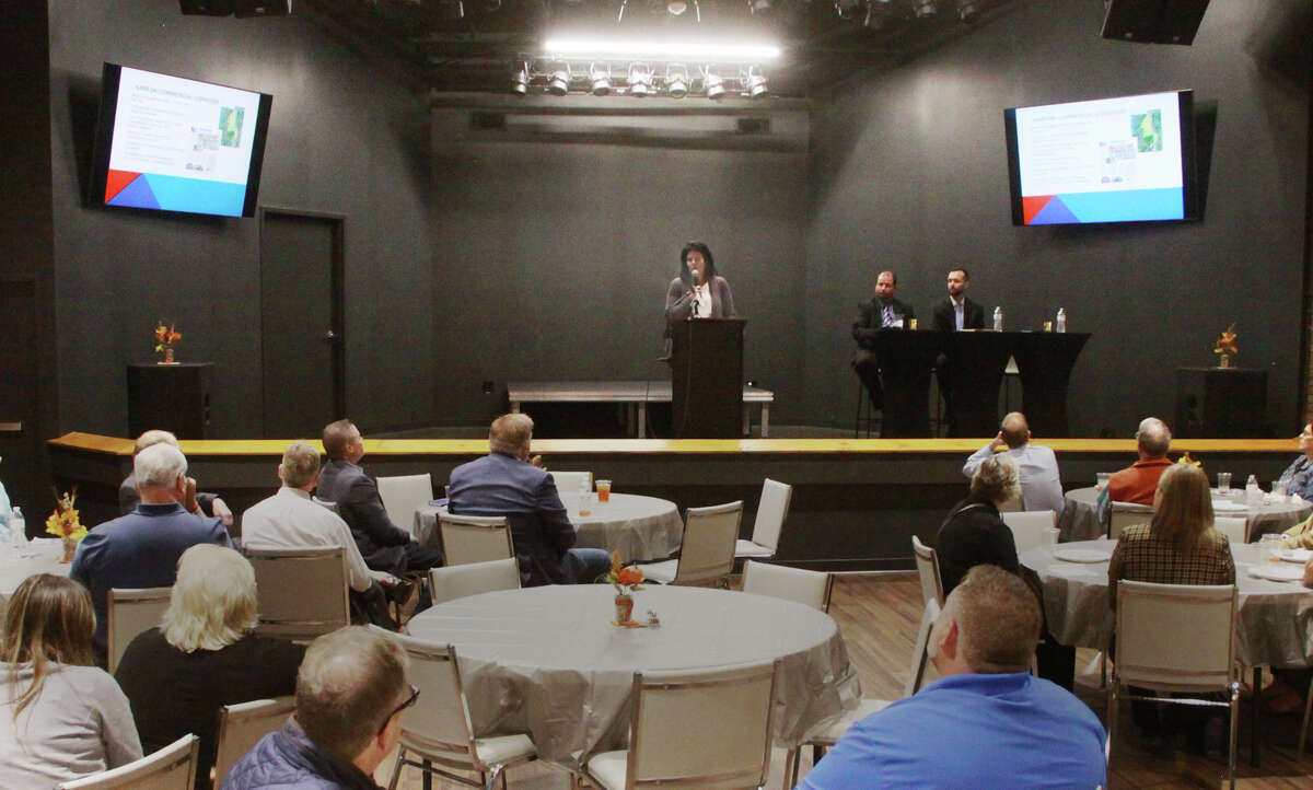 Lower taxes, new ideas sought in Granite City