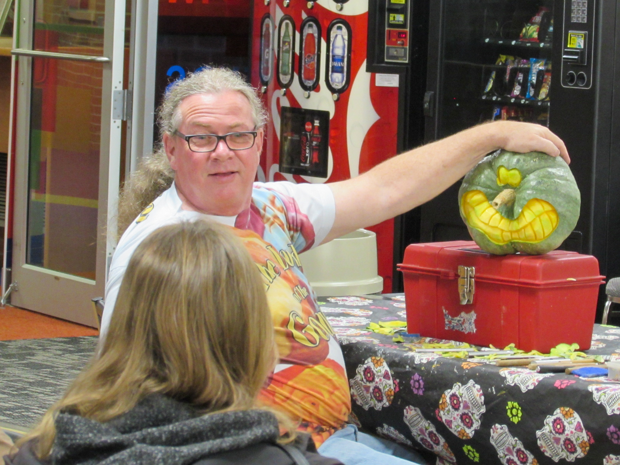 'Lord of the Gourd' carves detailed pumpkins at Grace A. Dow Library