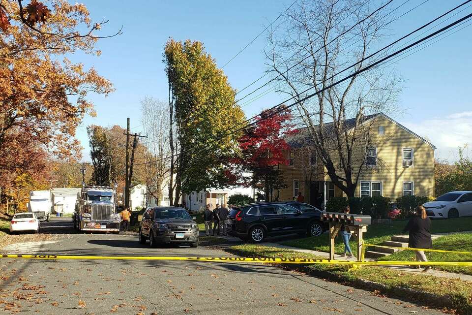 Mother, 21, identified as victim in Danbury murder-suicide