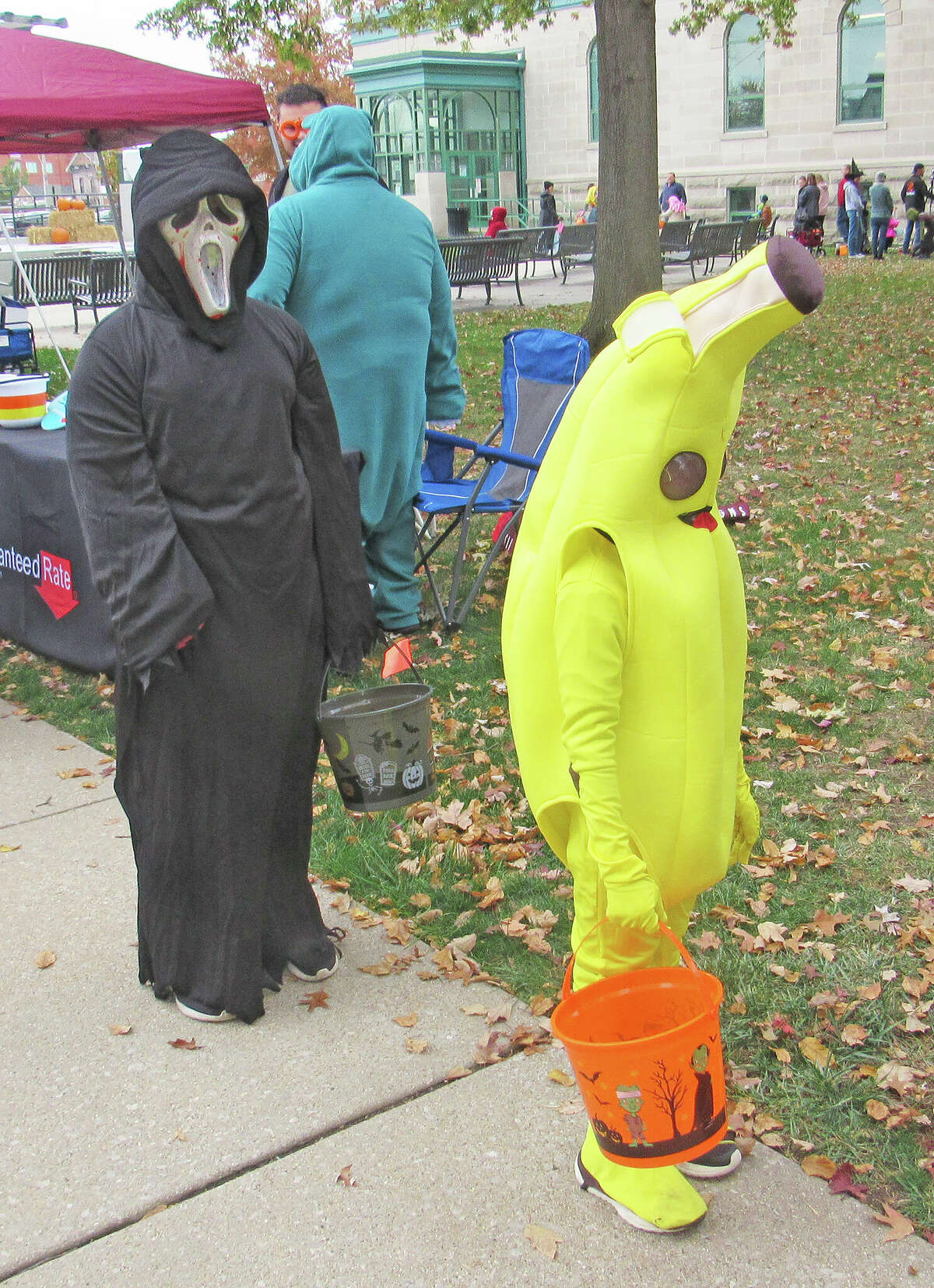 Halloween Party Provides Spooky Fun For Kids In Edwardsville