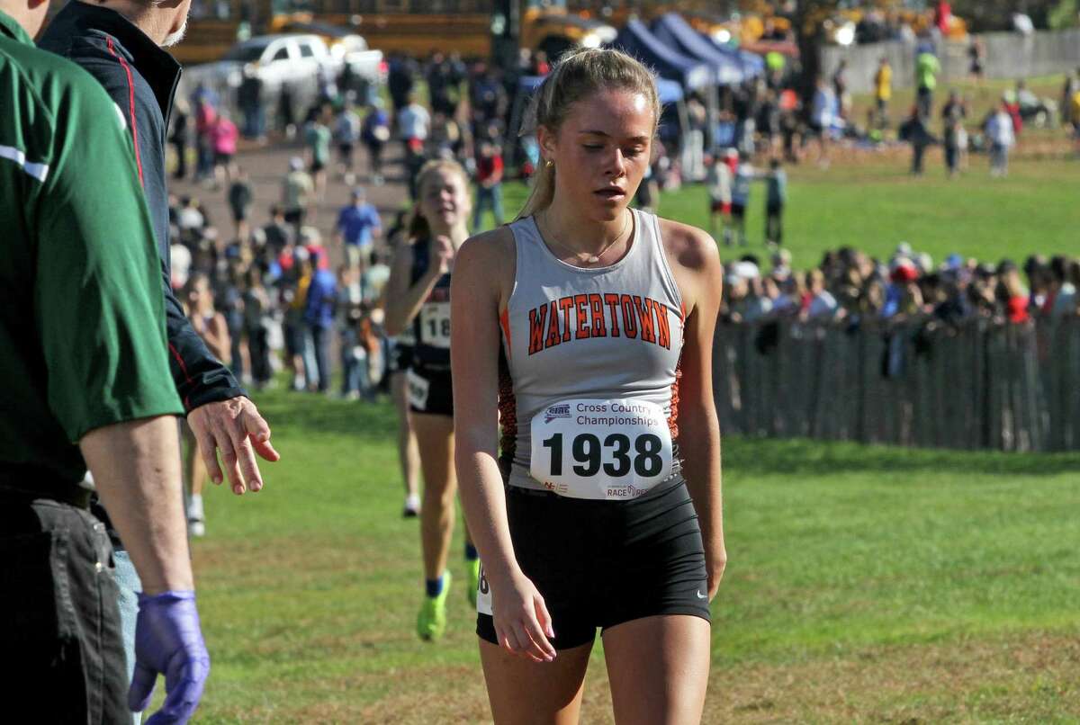 2023 CT high school girls cross country championships roundup.