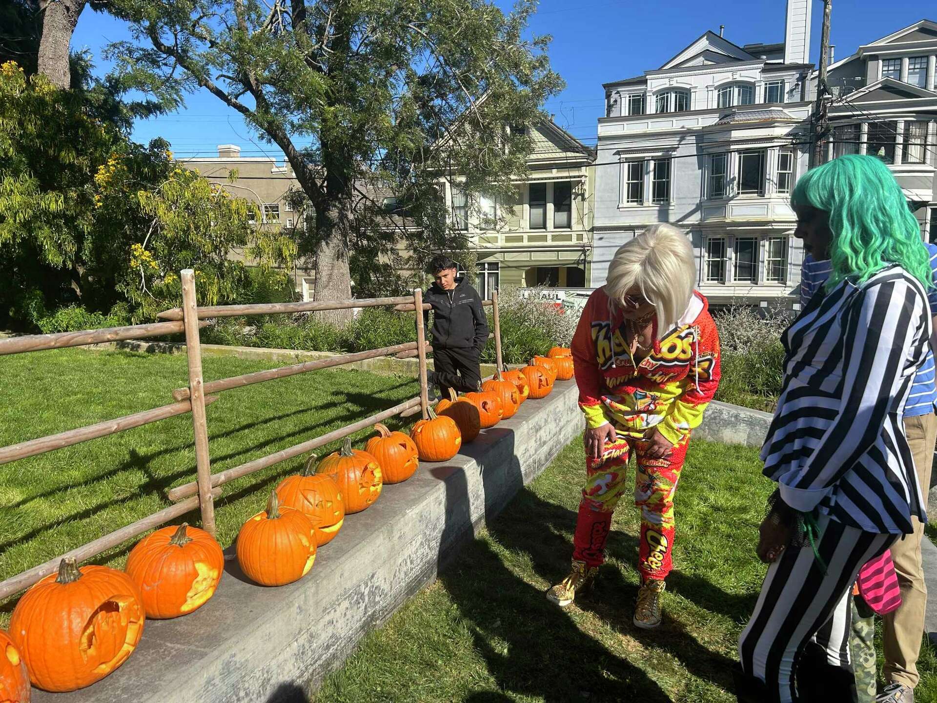 Theo Rodden S.F. pumpkin carving contest draws families, politicos, drag queens