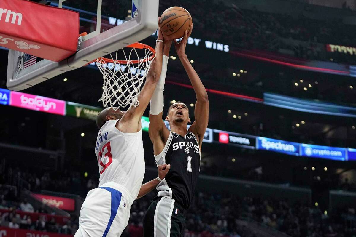 San Antonio Spurs are prepared if basketball turns into battle