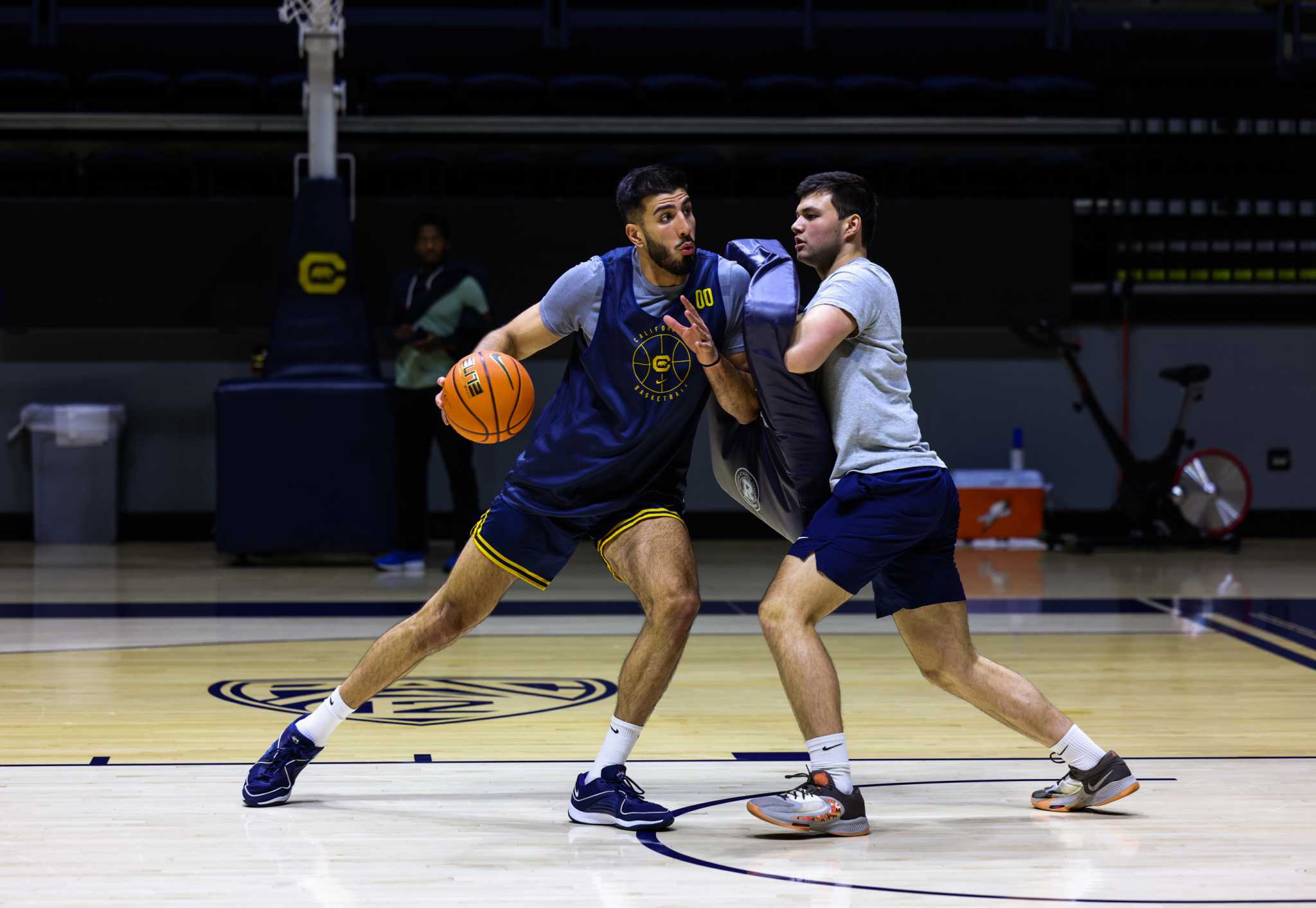 Cal basketball’s new big hope: Fardaws Aimaq, son of Afghan refugee