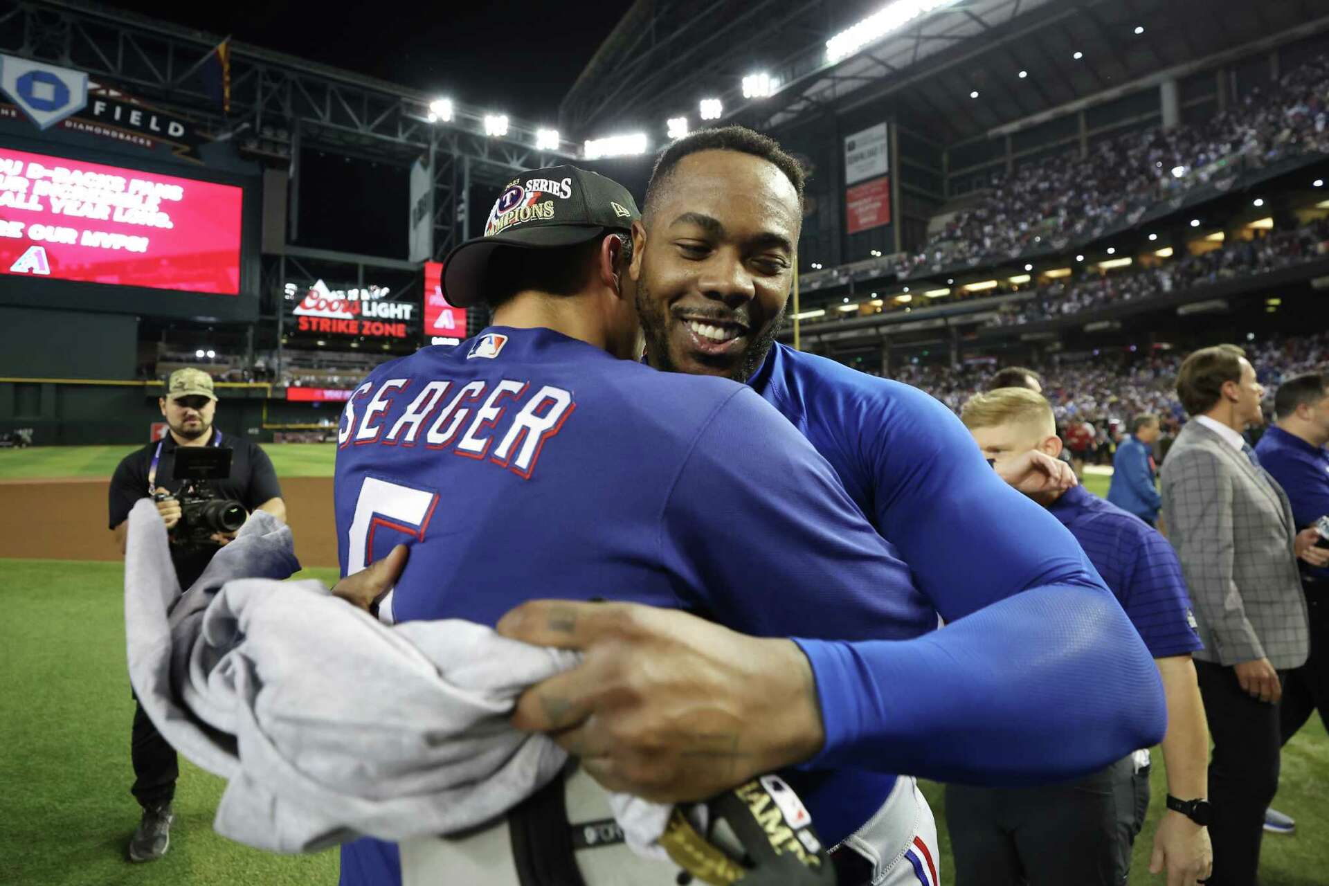 Texas Rangers win first World Series title with Game 5 win at Arizona