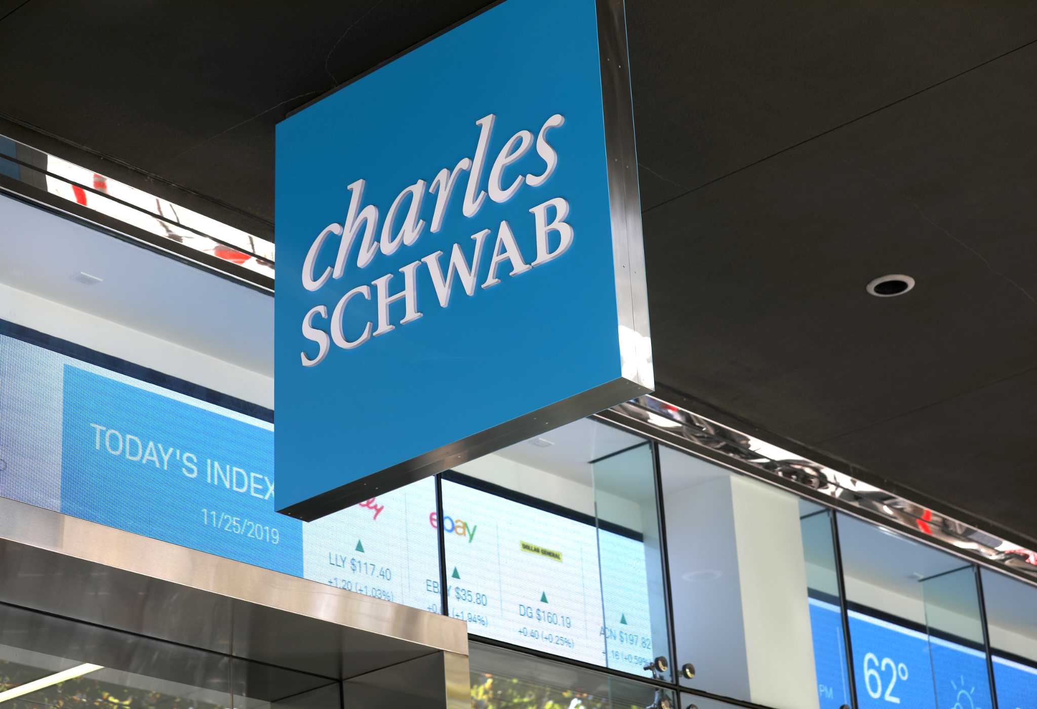 Former S.F. HQ of Charles Schwab has mortgage challenges