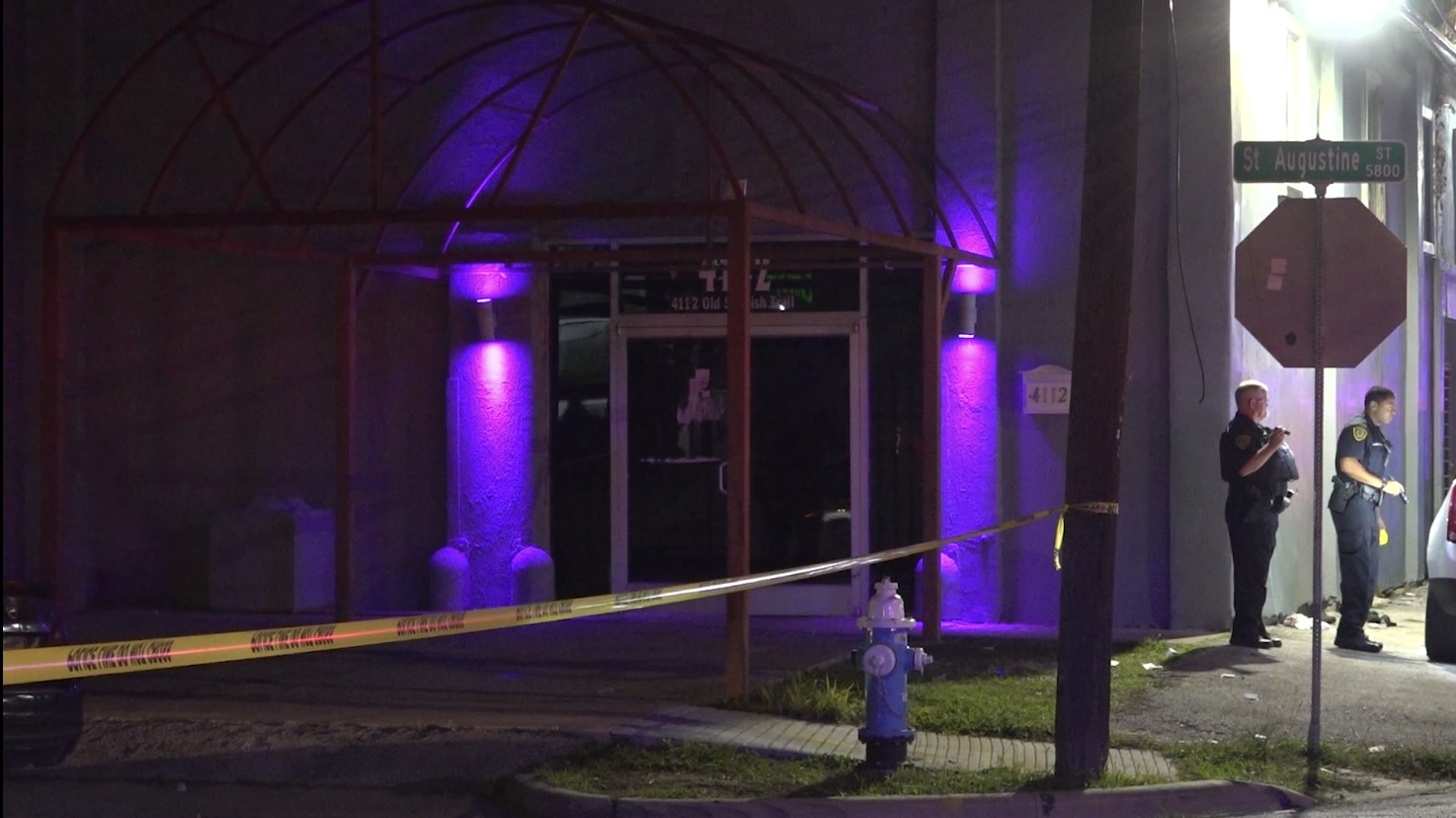 HPD: 2 people shot in drive-by outside SW Houston club