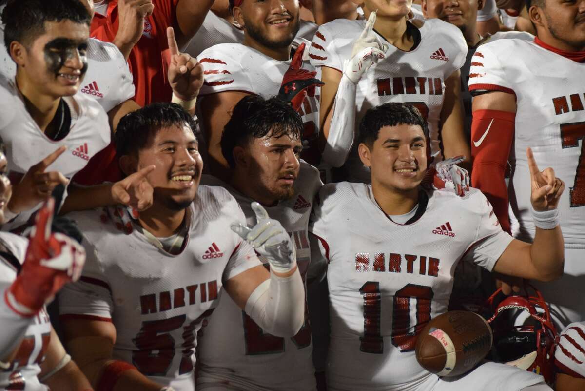 Laredo Martin beat Laredo Nixon