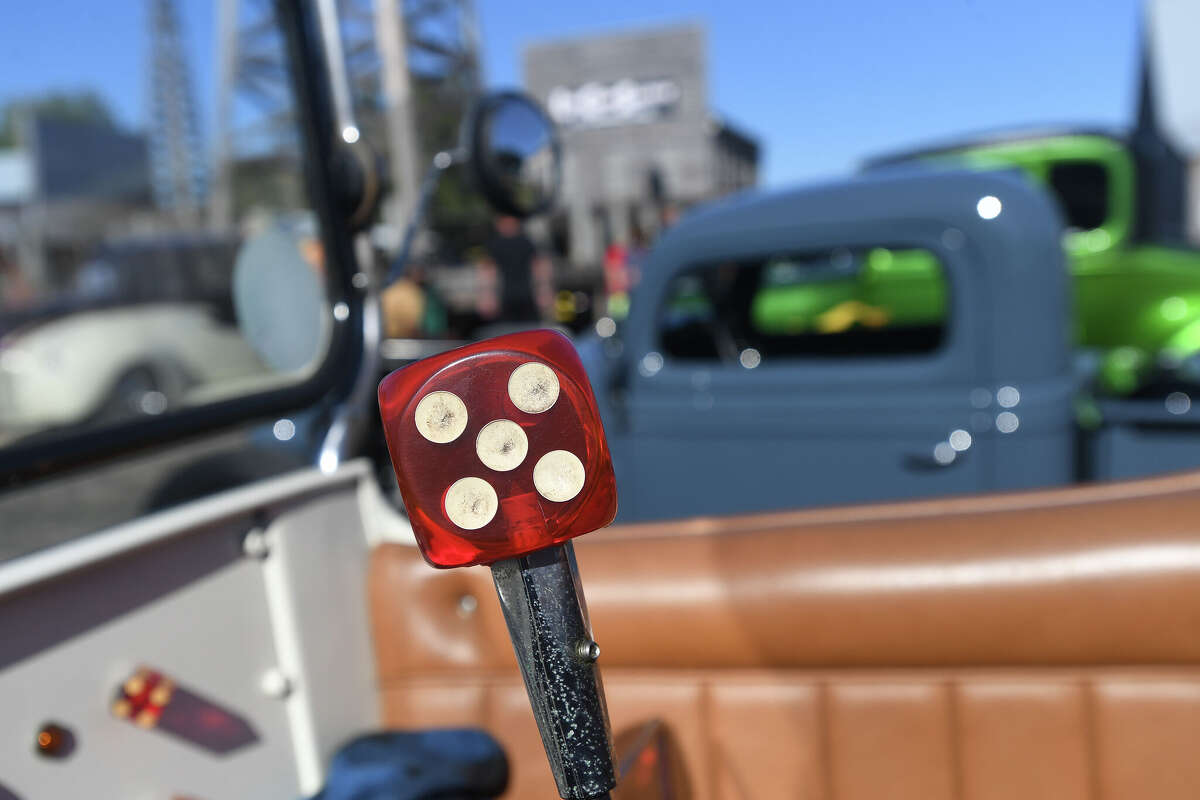 Spindletop Museum holds classic car show for Lamar