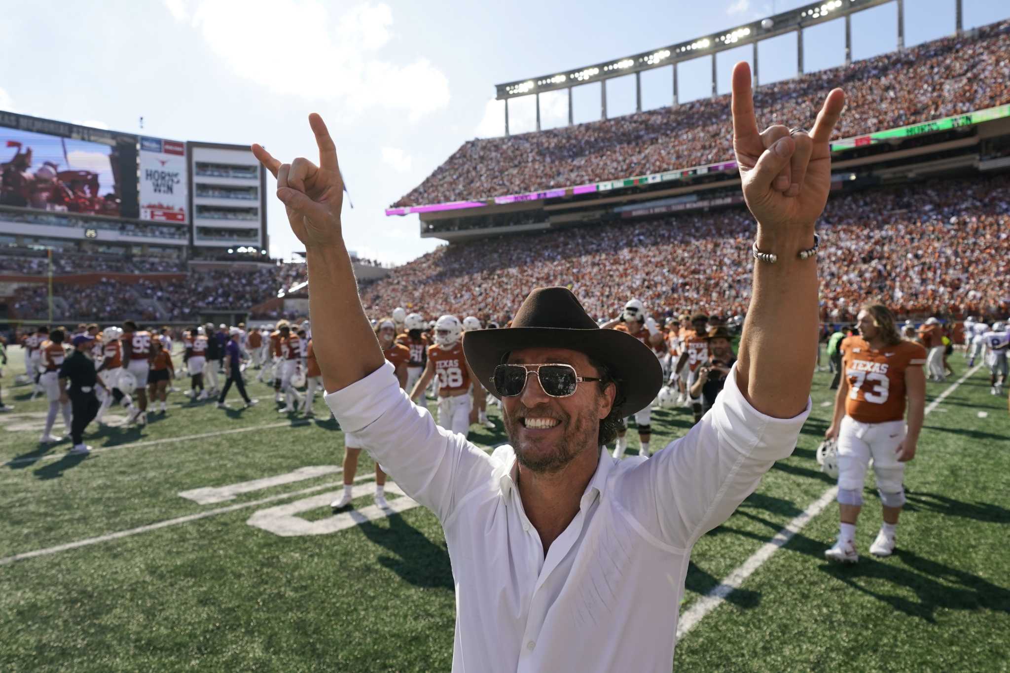 Texas college football rankings: Texas Longhorns escape and stay No. 1