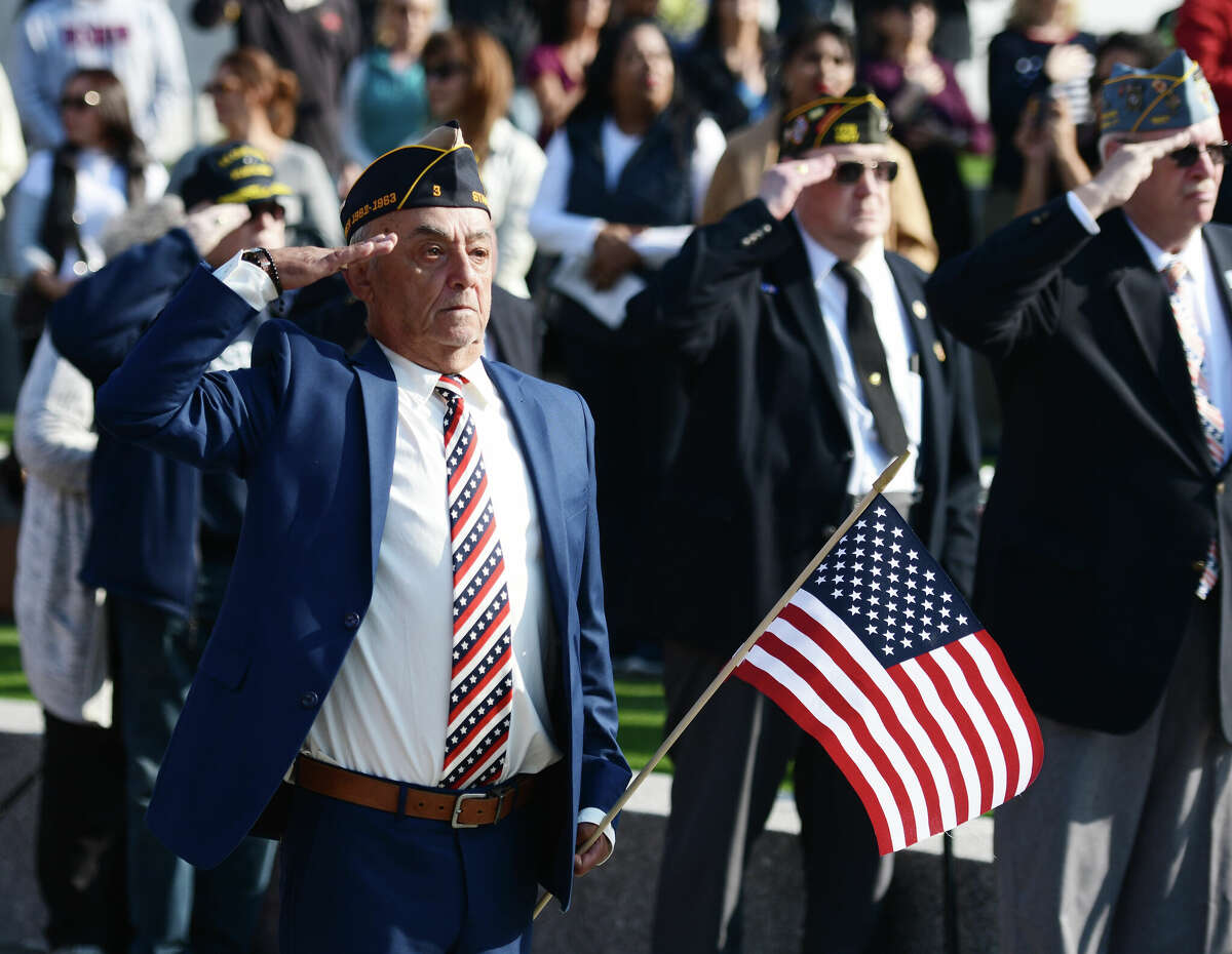 Photos Stamford honors its veterans with parade, remembrance