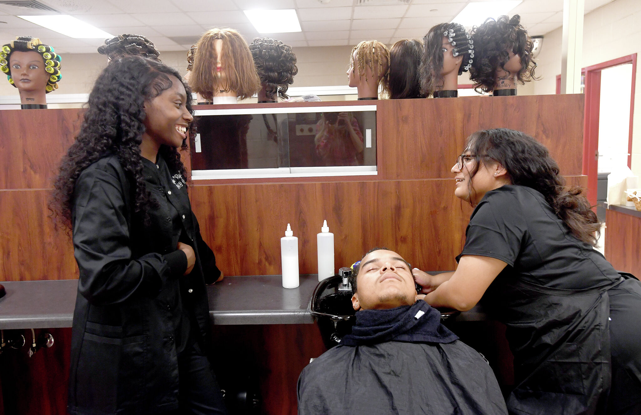 Titan Salon re opens for business at Port Arthur Memorial CTE