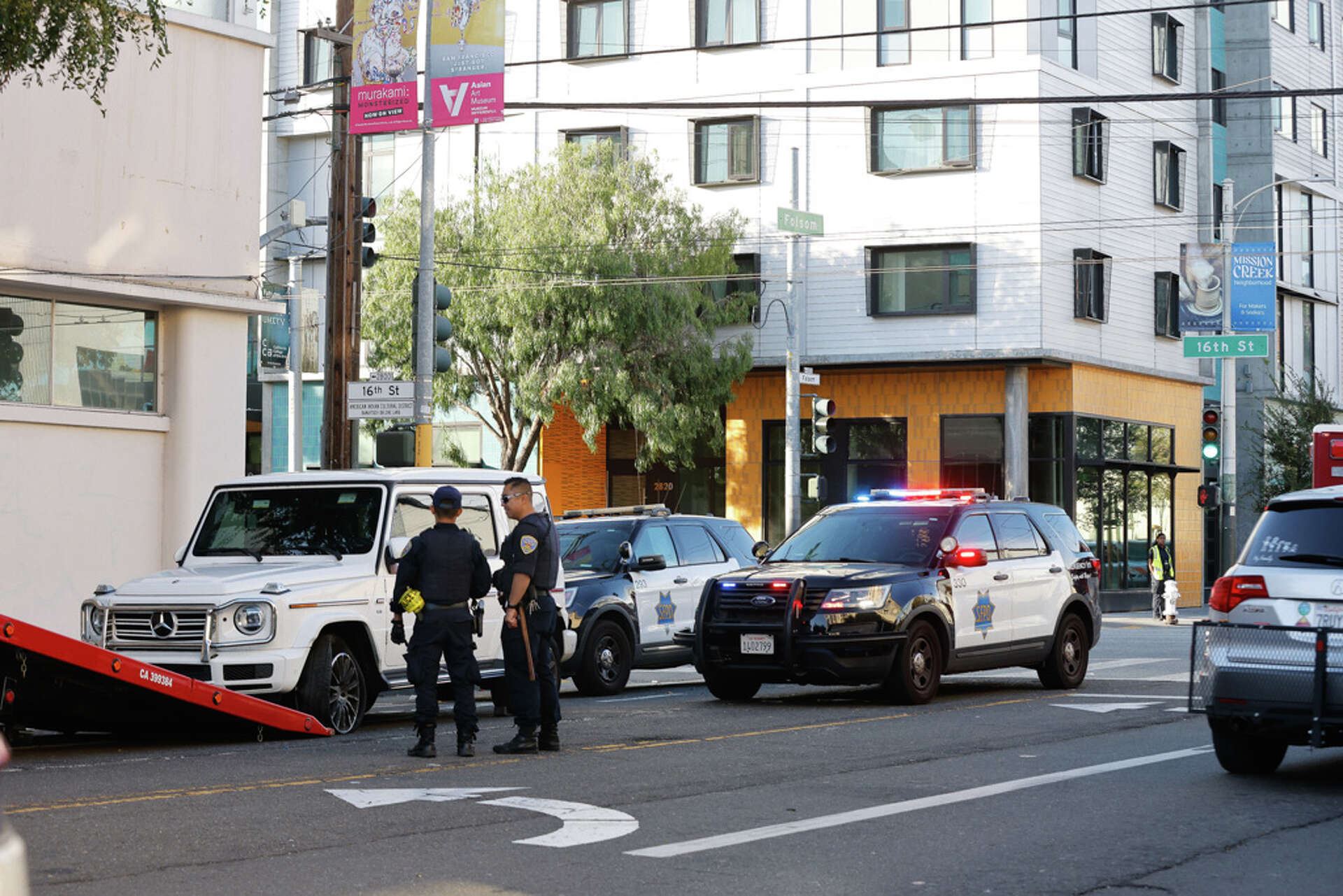 Mercedes ‘G-Wagon’ wanted in carjacking leads S.F. police on chase