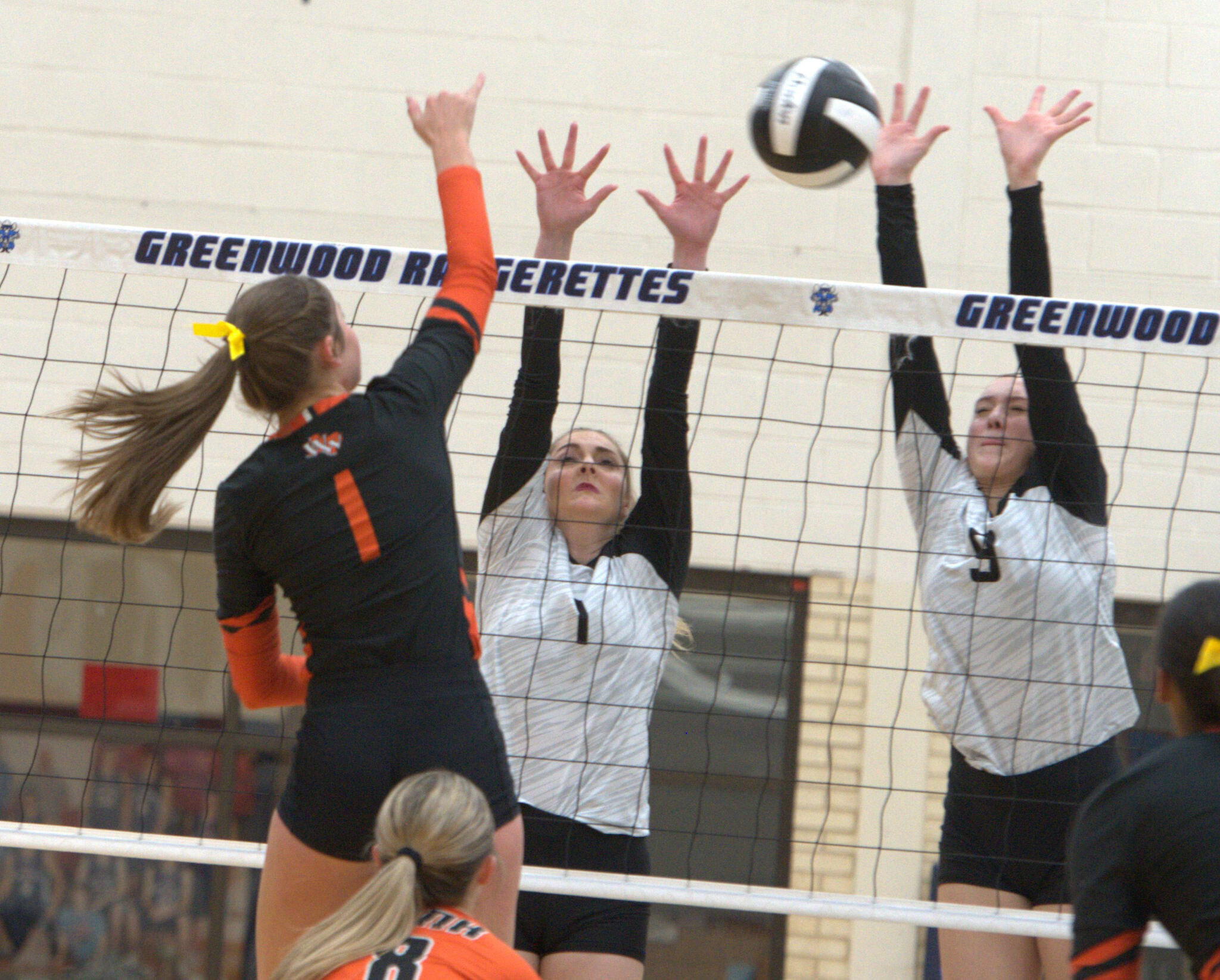 HS VOLLEYBALL Wink sweeps upstart Forsan in regional quarterfinals