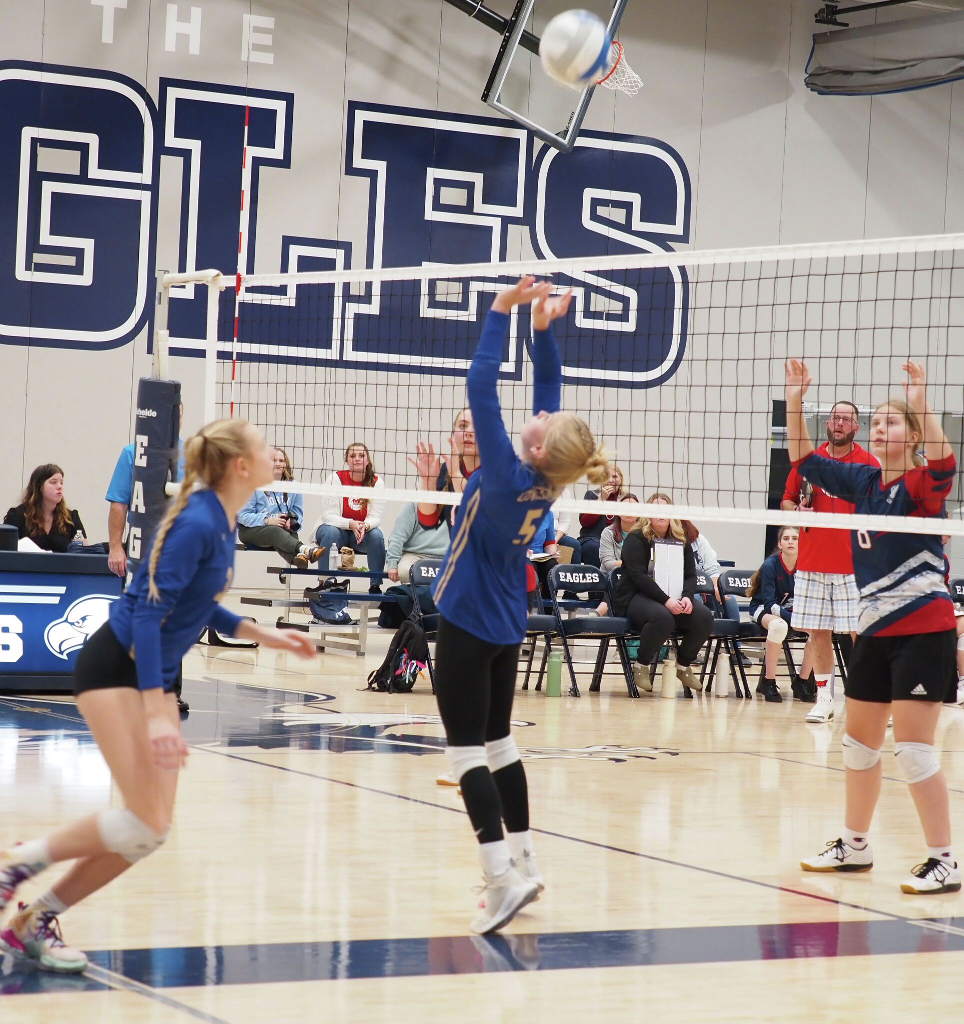 Onekama volleyball advances to regional finals