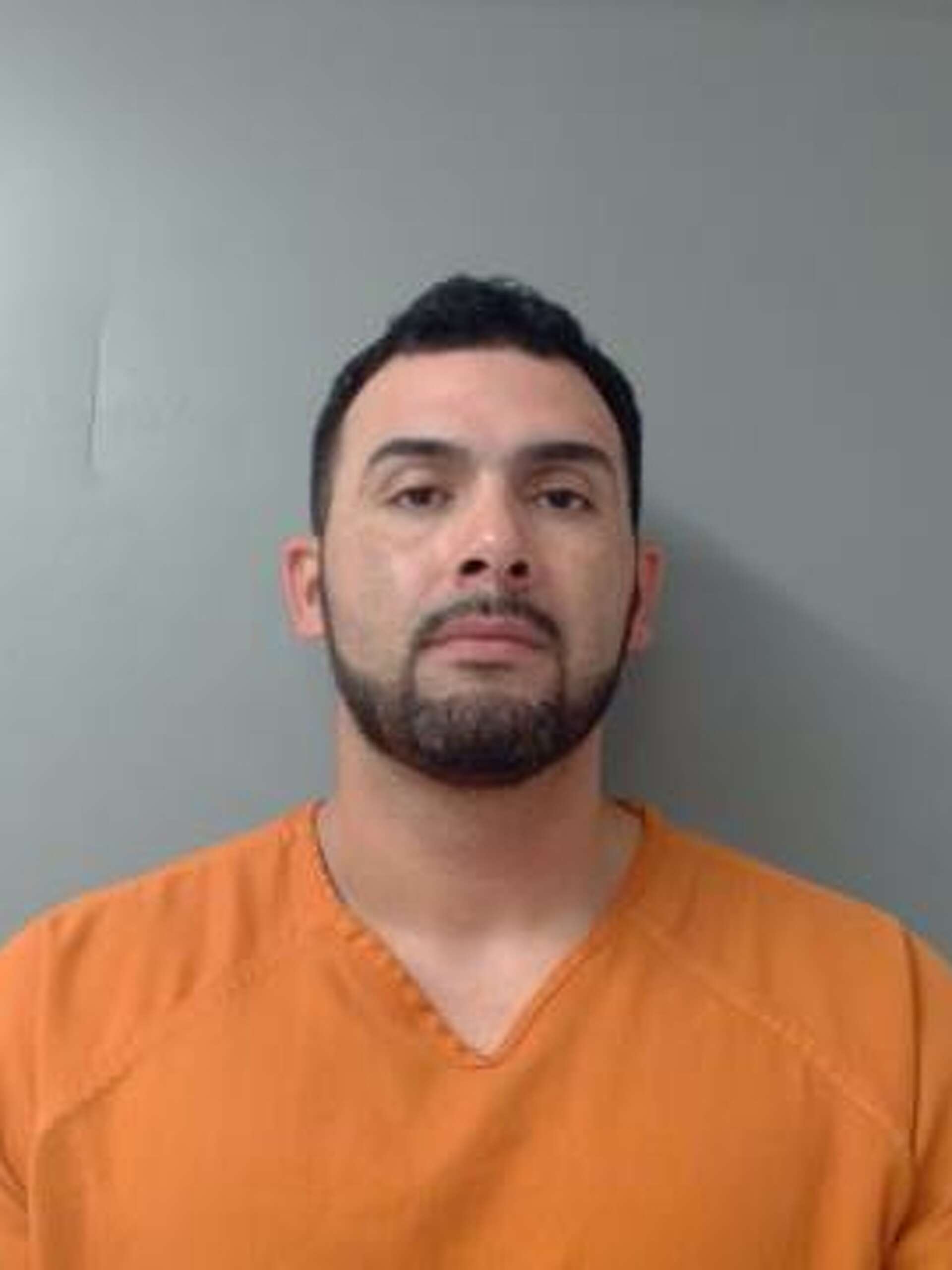 Laredo PD: Man blackmails ex-wife with releasing their sex videos