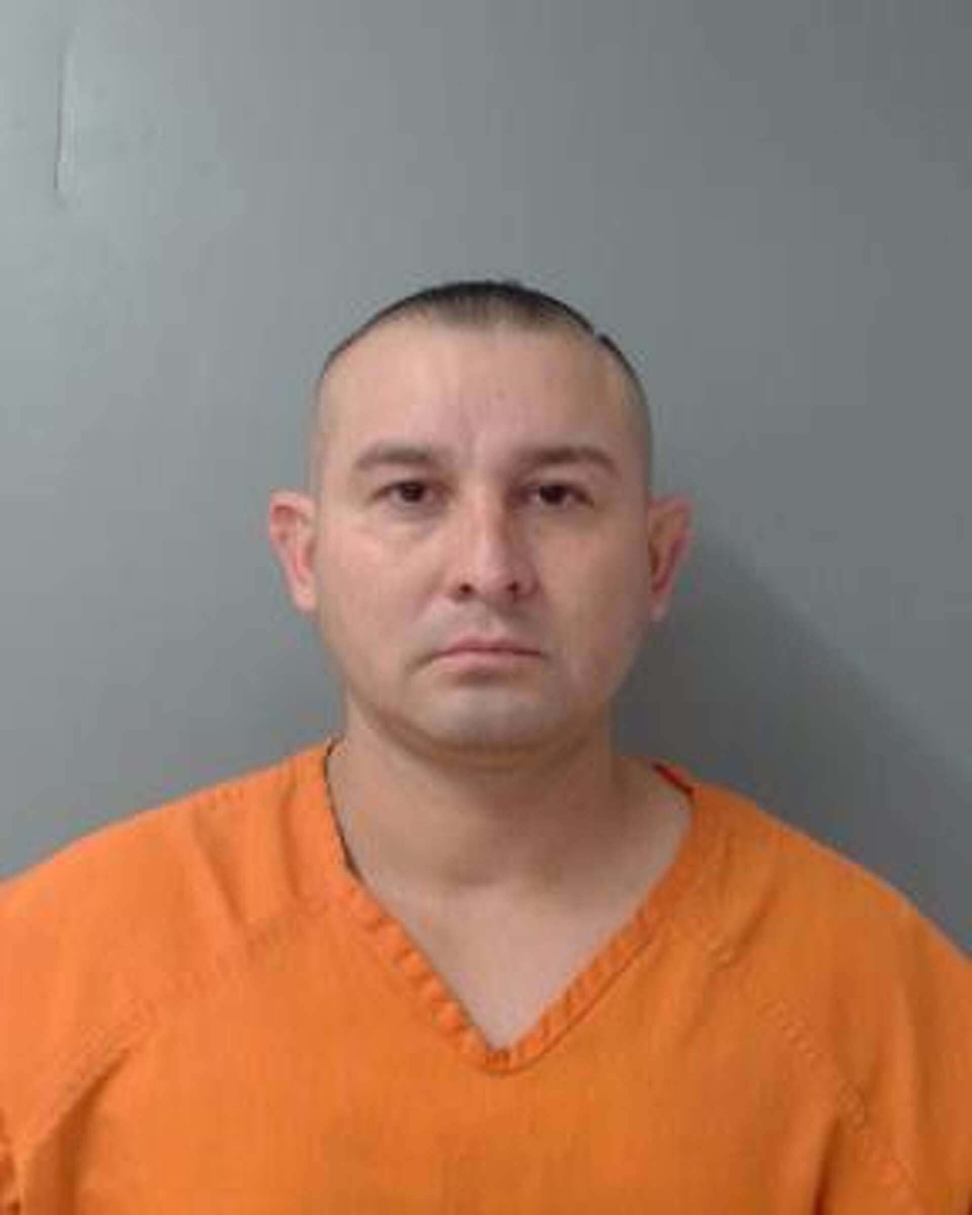 Laredo PD Man beat up GF over a text message