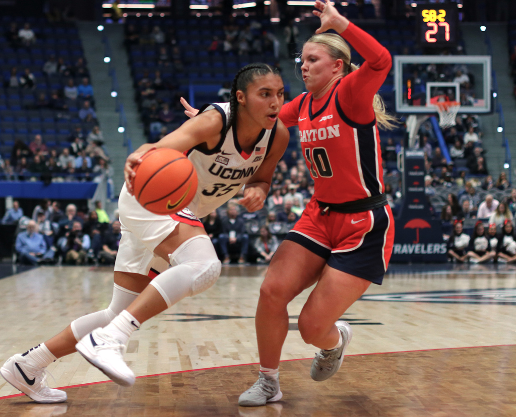 Azzi Fudd out for UConn against Maryland due to injury