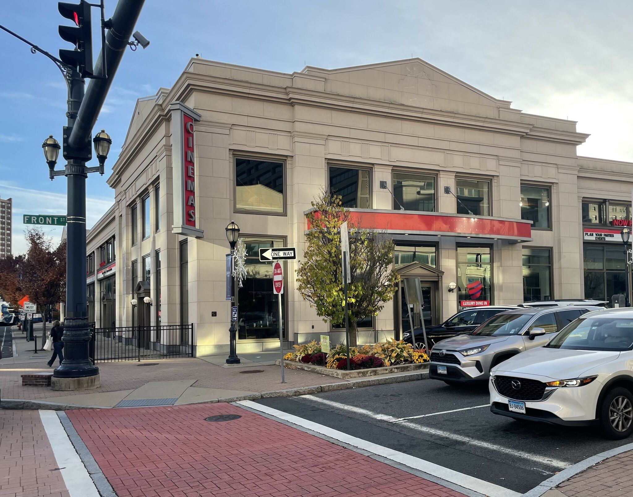 Carbone S A Landmark Hartford Restaurant Moving To Front Street   RawImage 