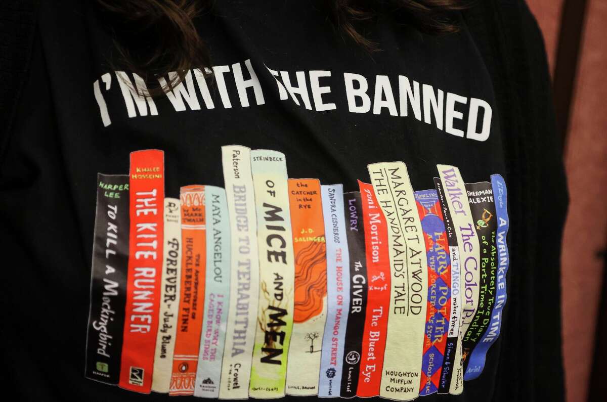 Largo High School English teacher Jennifer Wilson protests book banning at a Pinellas County School Board meeting on Feb. 14 in Largo, Fla. 