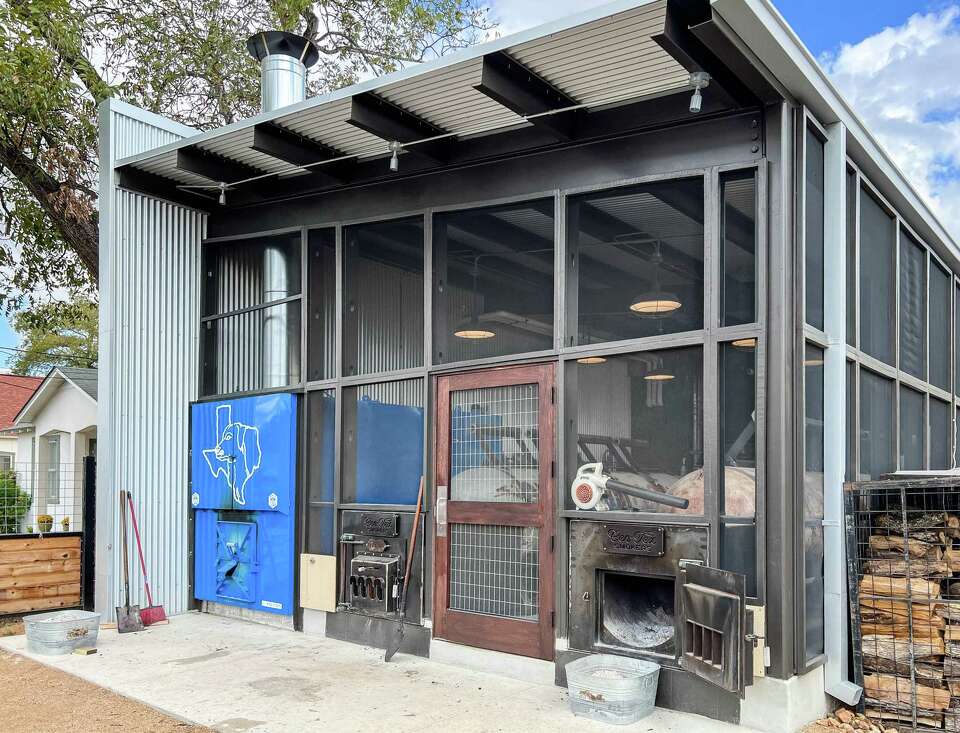 Blu Lacy Smokehouse brings craft barbecue to Castroville