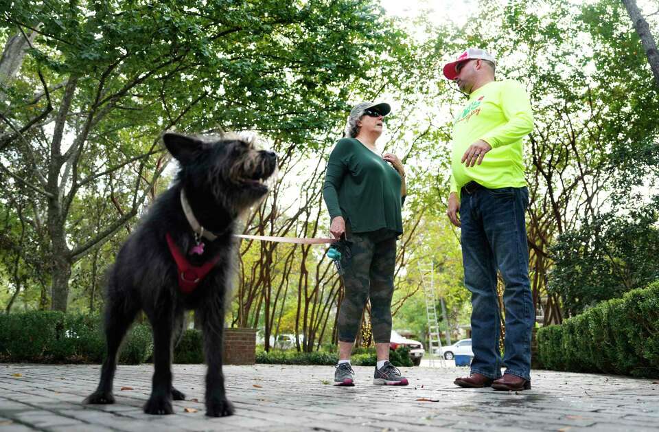 Houston luxury Christmas light installers prepare for another holiday