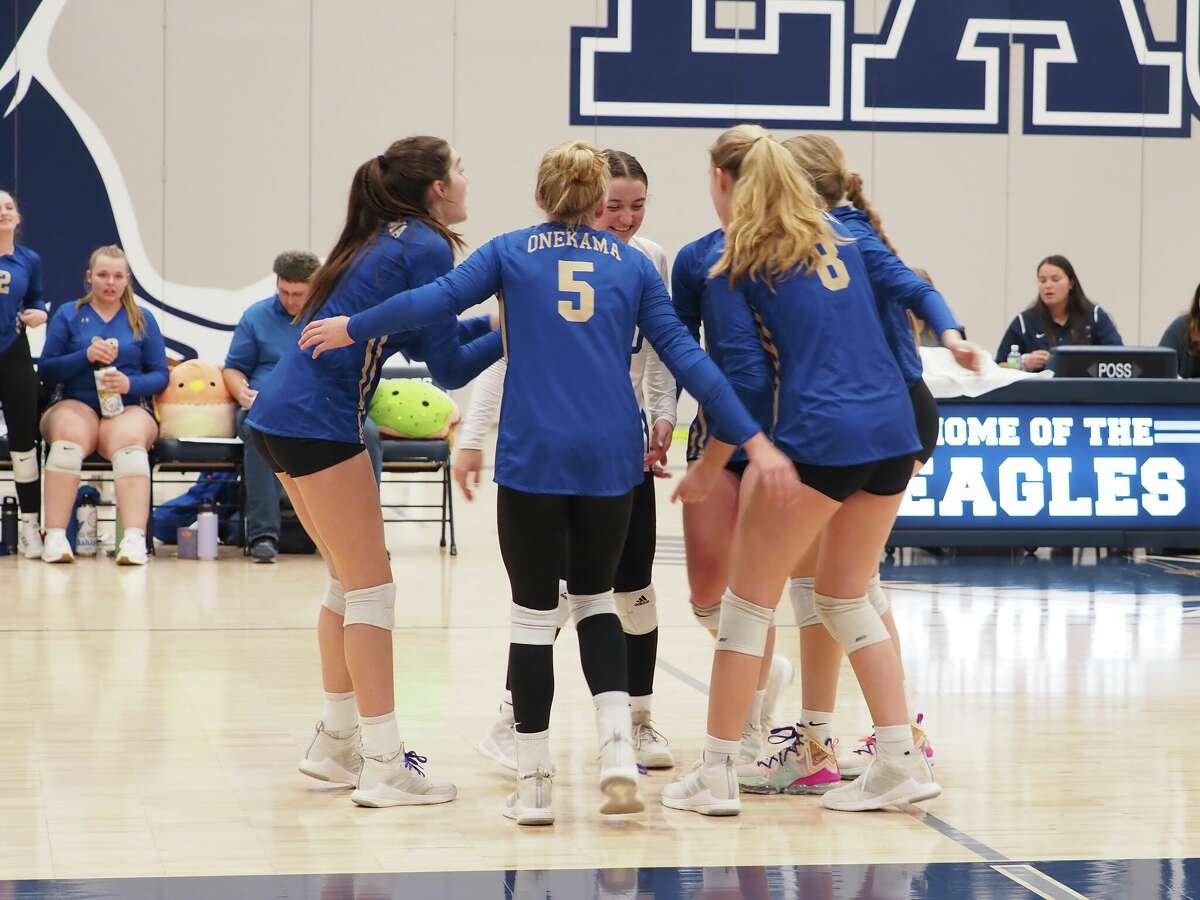 Onekama volleyball falls short in regional finals