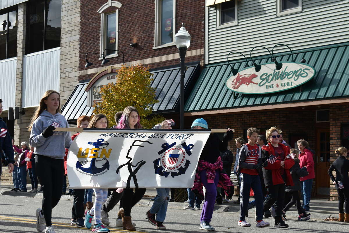 Big rapids veterans day parade