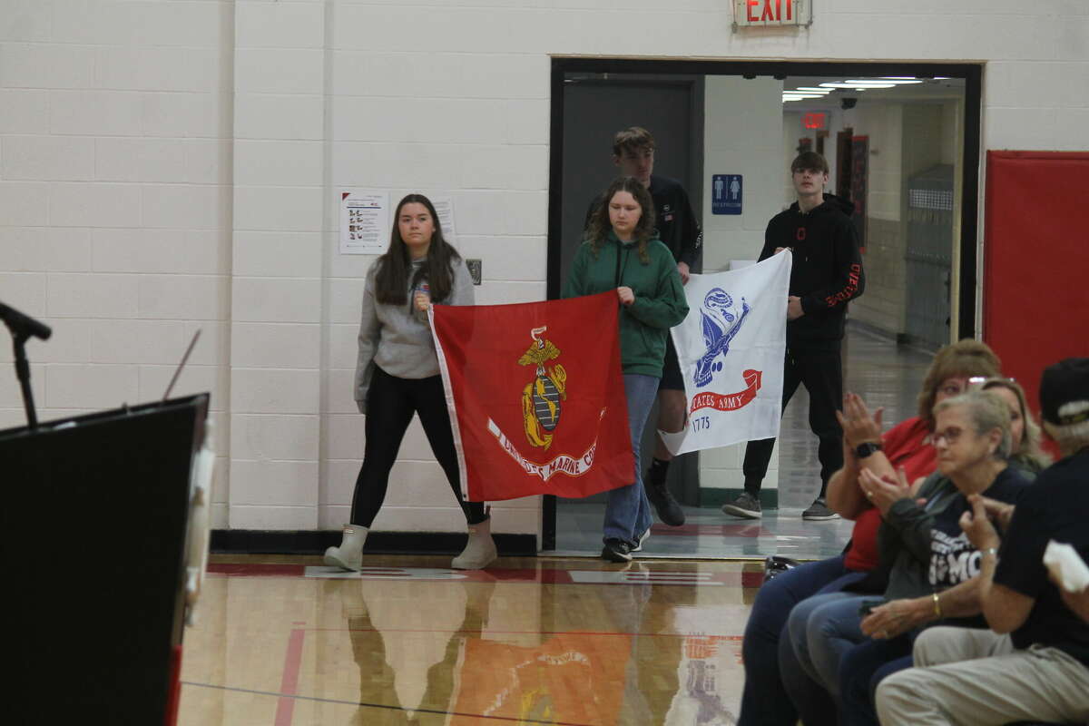 Bear Lake Schools holds Veterans Day celebration
