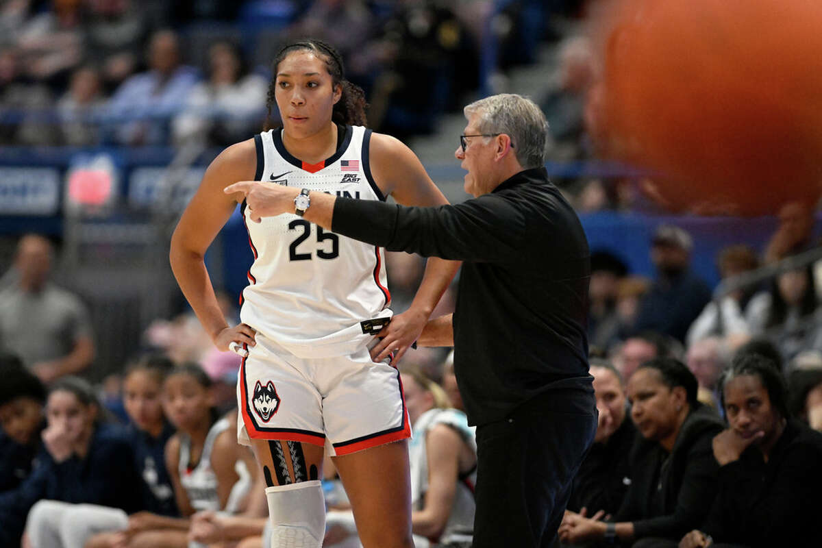 UConn women's basketball to face big test against UCLA
