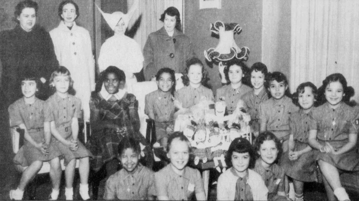 The Brownie Troop of Alton