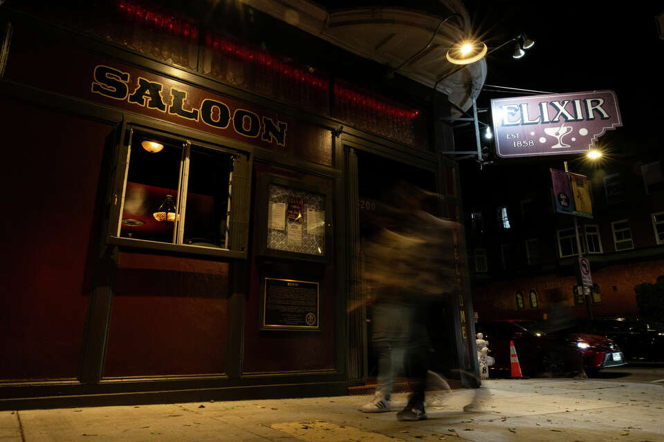 Crowds have flocked to SF's second oldest bar for over 160 years