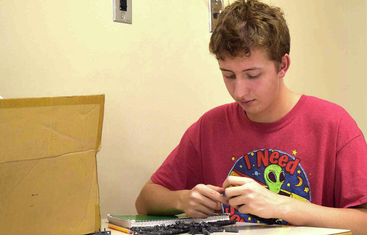 Beardstown High School starts robotics program