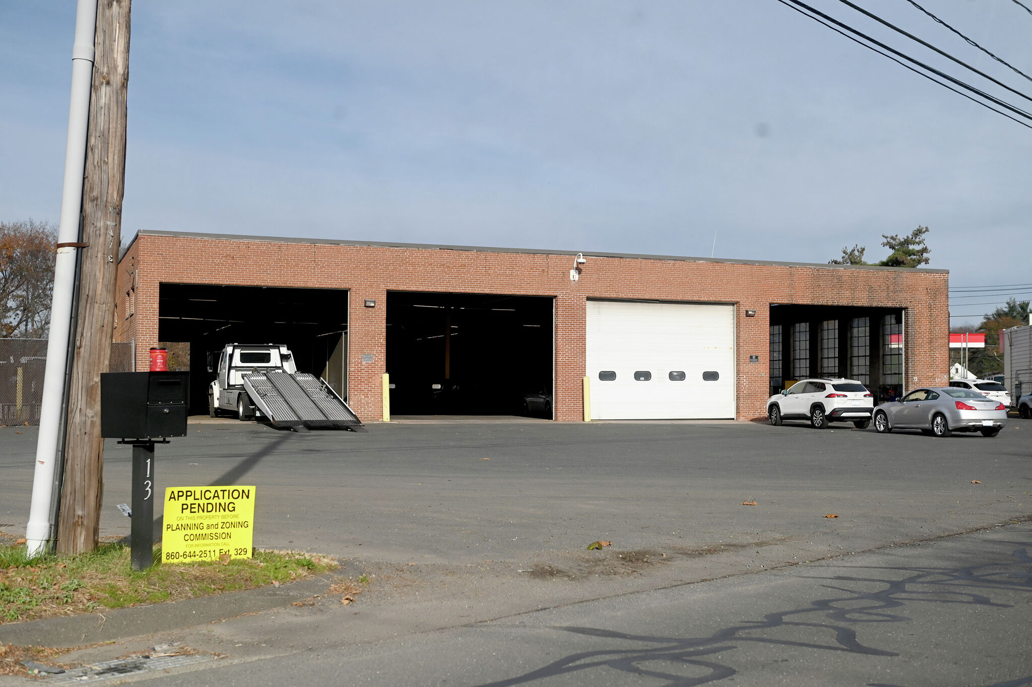 Carvana hopes to open first CT vehicle pickup location soon