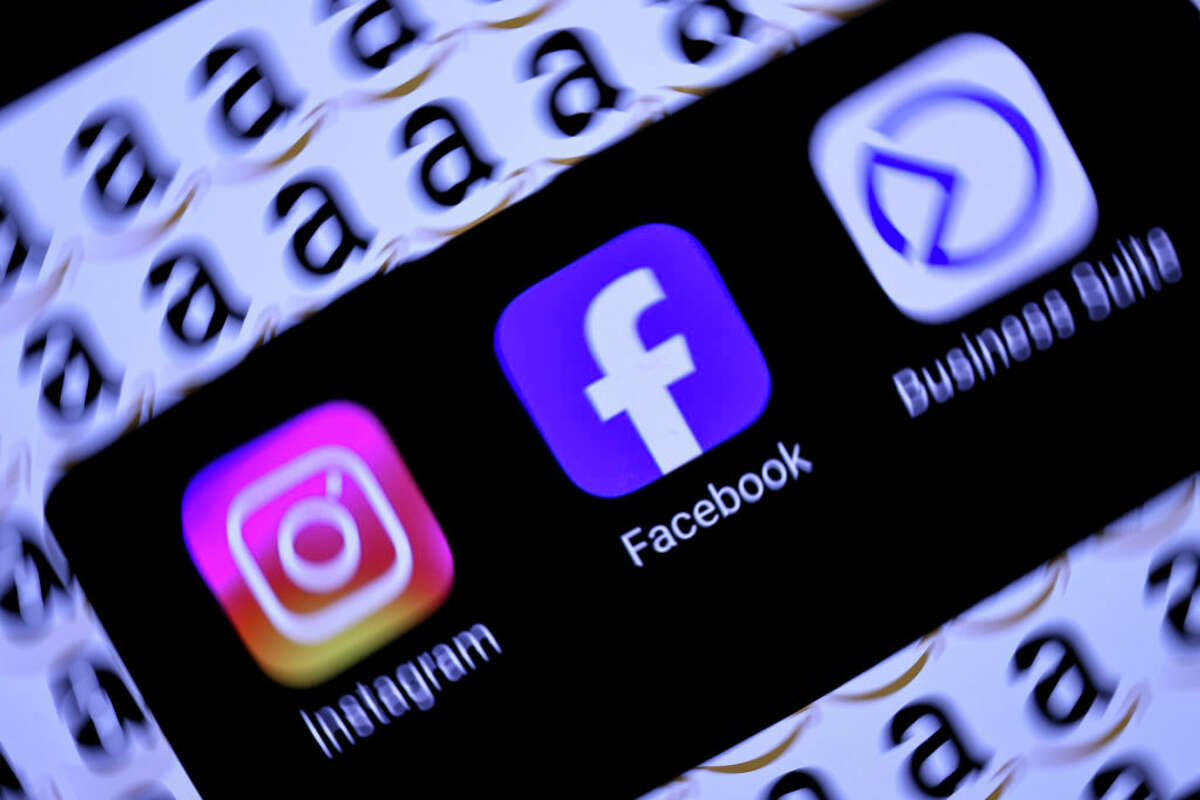 Facebook to make its algorithm more like TikTok - WAYA