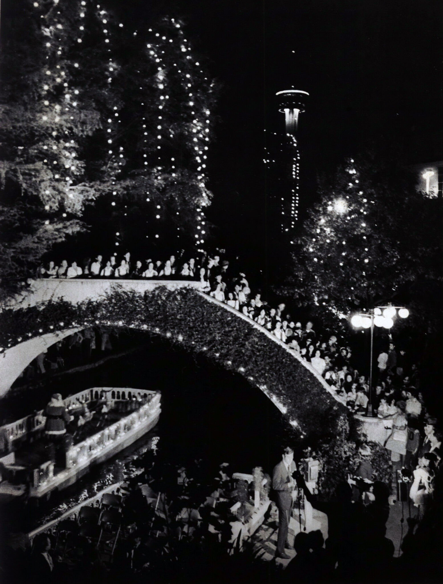 Quirky history about the San Antonio River Walk holiday lights