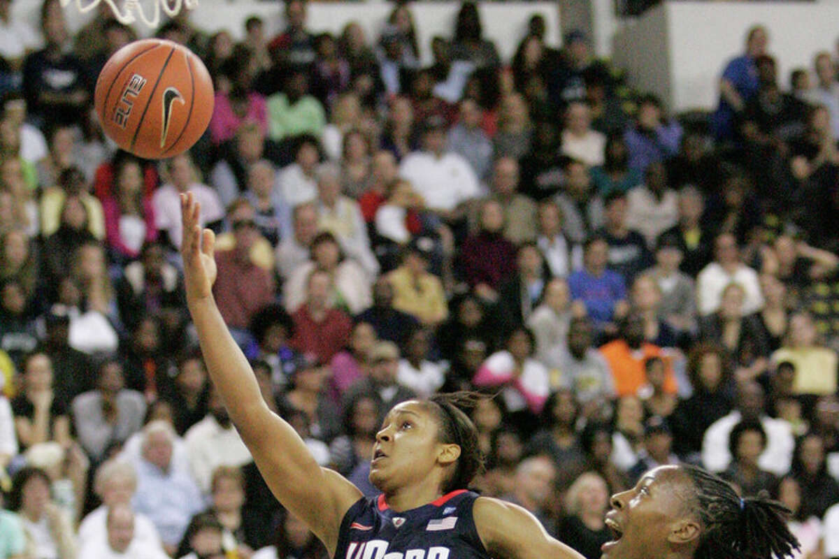 History Of UConn Women's Basketball Homecoming Games