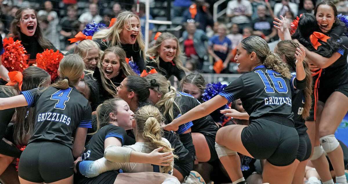 Grand Oaks Grizzlies secure 6A state volleyball championship