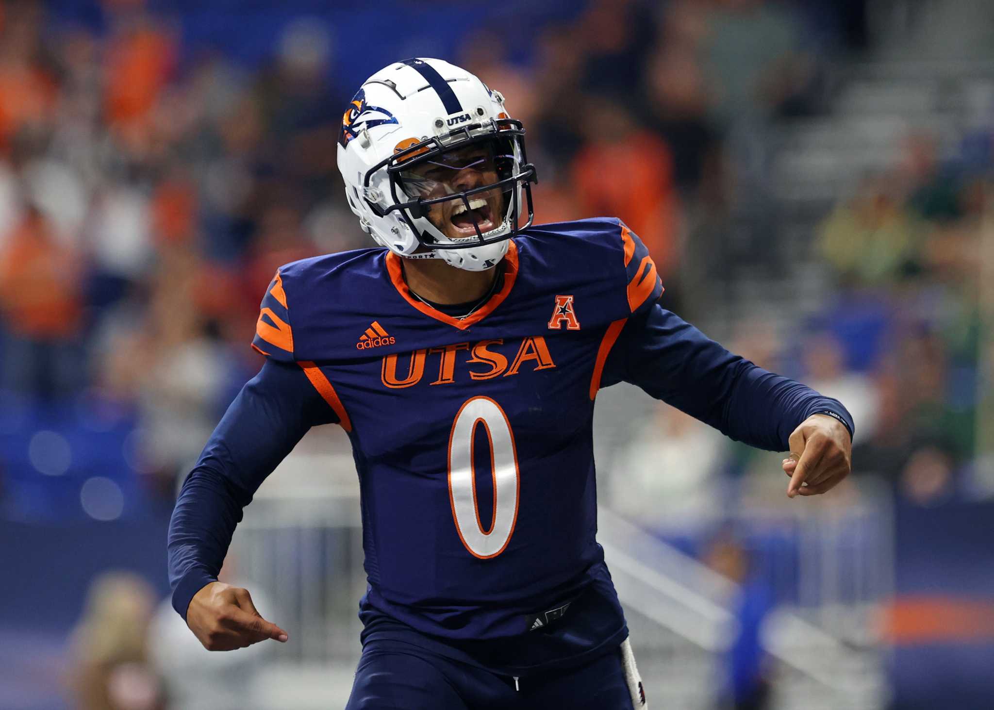 UTSA QB Frank Harris tells fans he's retiring from football