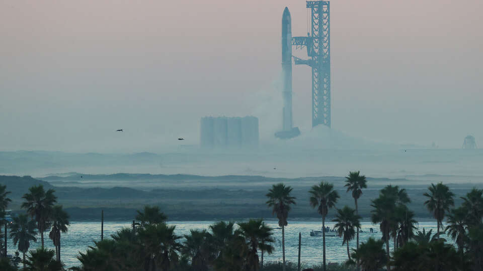 SpaceX's second flight test of a fully integrated Starship awaits lift off from SpaceX's Starbase at Boca Chica, TX, during the pre-dawn hour on Saturday, Nov. 18, 2023.