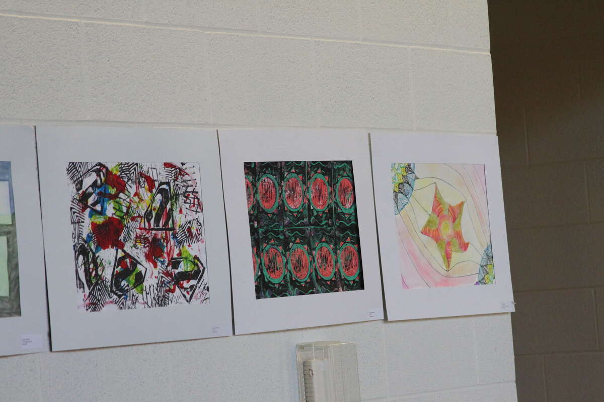 Artisans shine at Onekama Christmas market