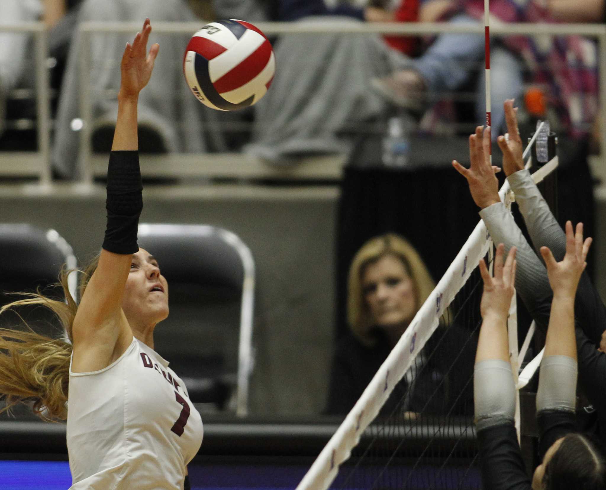 Davenport's Dodson named 4A Volleyball Player of the Year